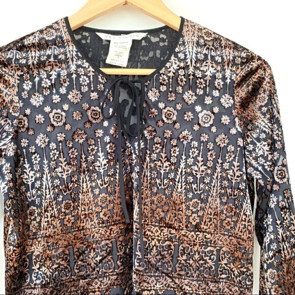 Max Studio burnout velvet  top with long sleeves, crew neck with tie front - Picture 2 of 6